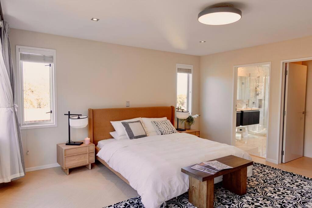 Modern Lifestyle Retreat With Stunning City View Окленд Экстерьер фото