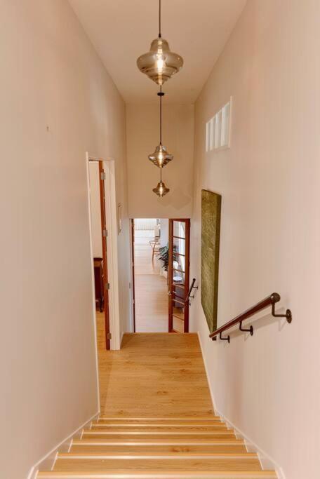 Modern Lifestyle Retreat With Stunning City View Окленд Экстерьер фото
